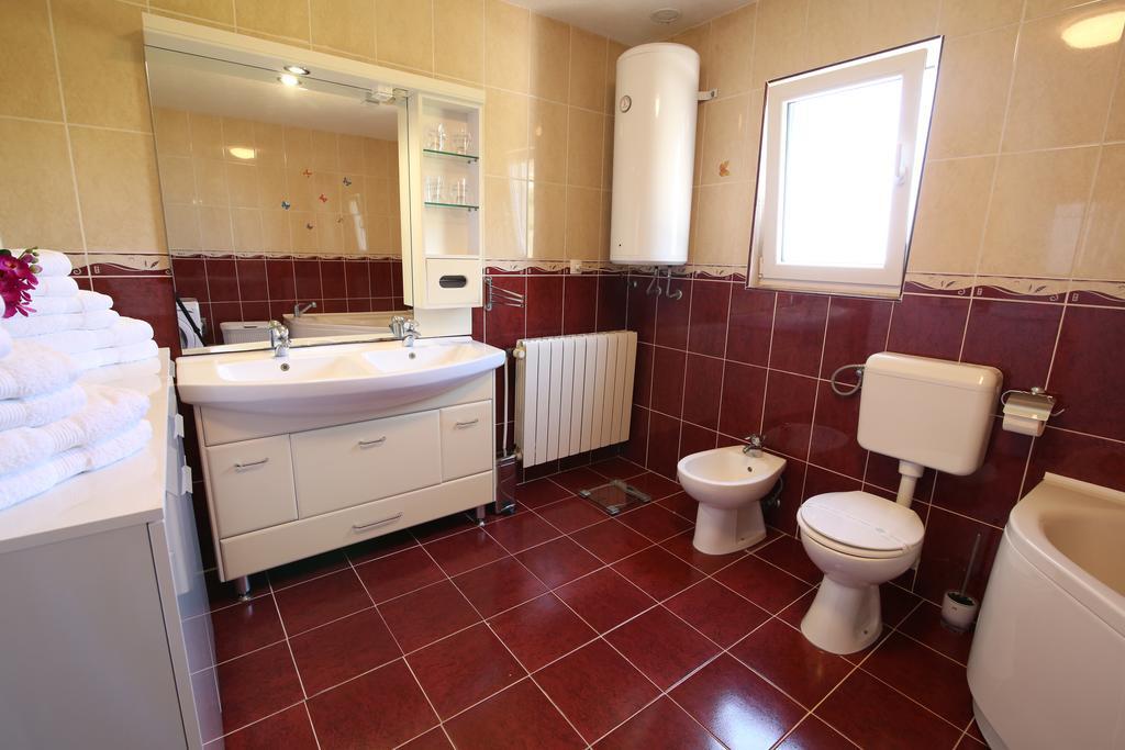 Villa Petra Apartment With Private Pool Μακάρσκα Εξωτερικό φωτογραφία
